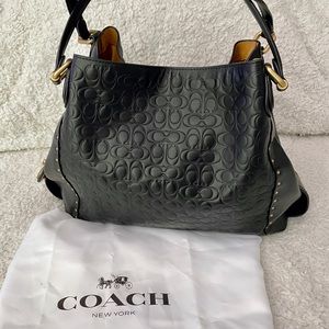 Coach Edie 31 Shoulder Bag